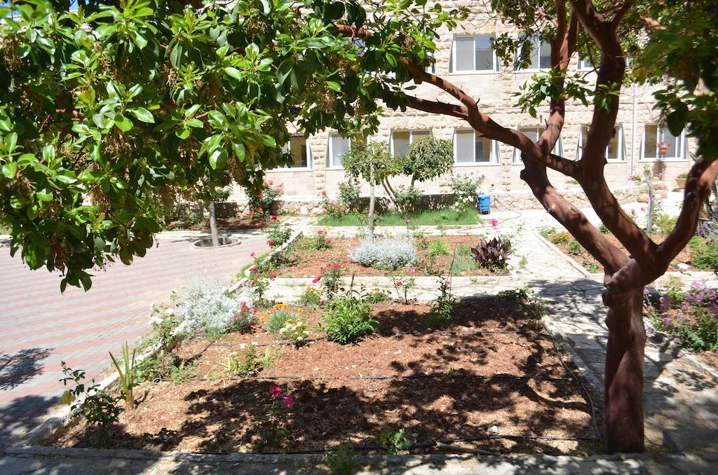 Talitha Kumi Guest House Al-Khader Экстерьер фото